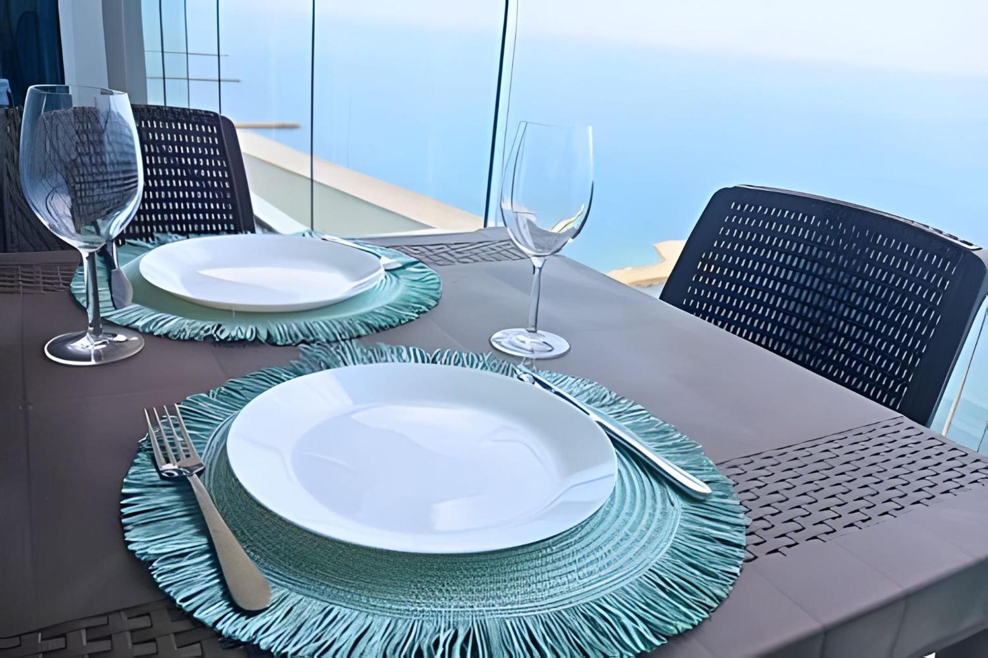 Luxury Escape: Sea, Comfort & Style Apartment *