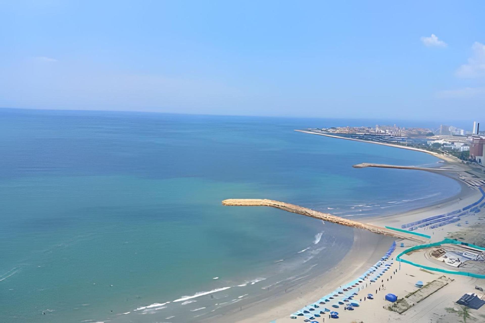 Luxury Escape: Sea, Comfort & Style Apartment