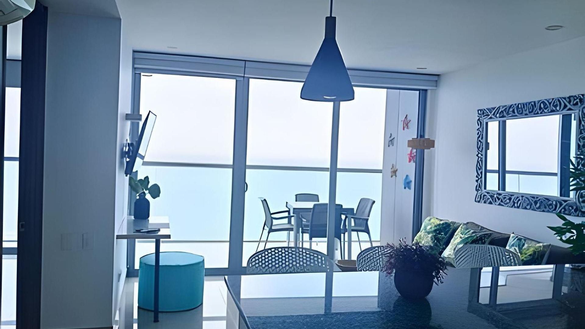 Luxury Escape: Sea, Comfort & Style Apartment *