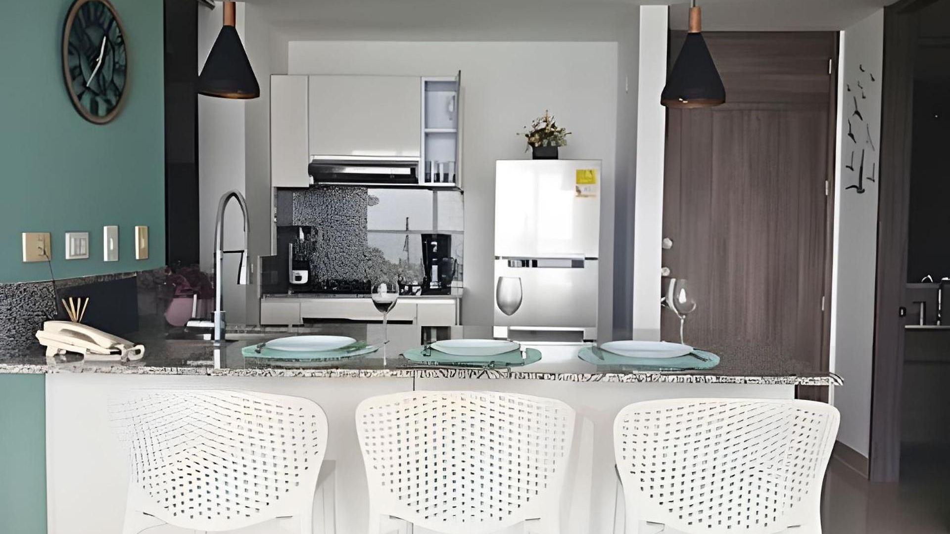 Apartment Luxury Escape: Sea, Comfort & Style Cartagena