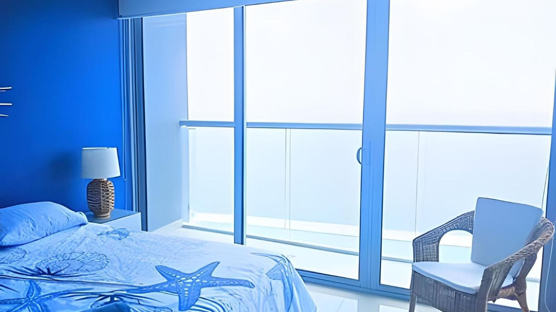 Luxury Escape: Sea, Comfort & Style *