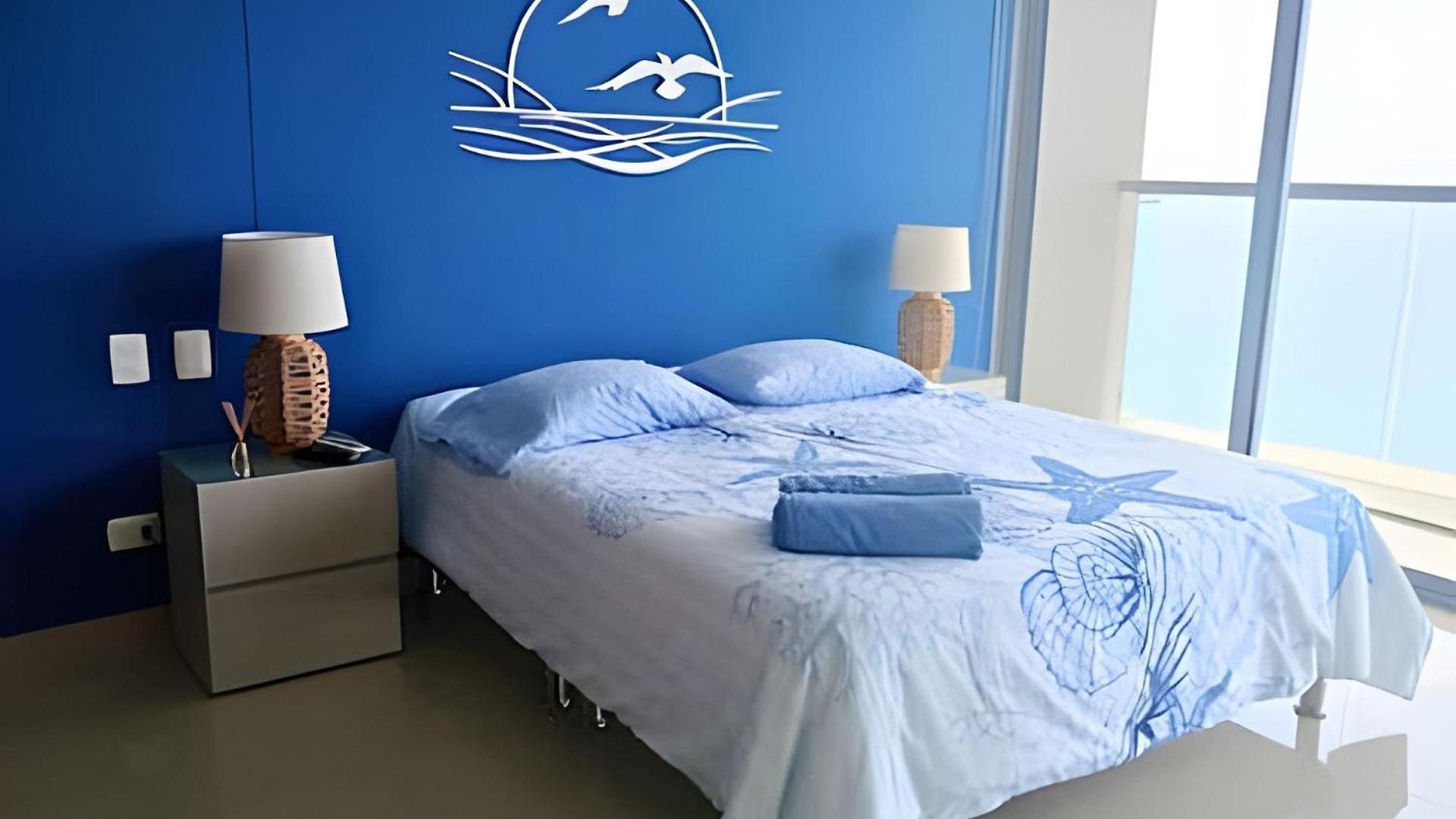 Apartment Luxury Escape: Sea, Comfort & Style