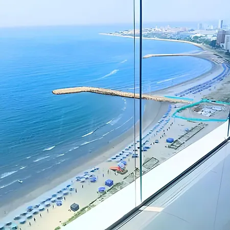 Apartamento Luxury Escape: Sea, Comfort & Style