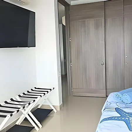 Apartamento Luxury Escape: Sea, Comfort & Style