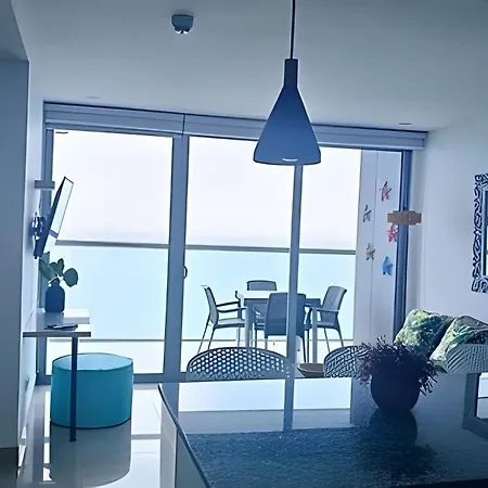 Luxury Escape: Sea, Comfort & Style Apartamento *