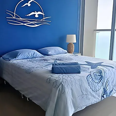 Apartamento Luxury Escape: Sea, Comfort & Style *