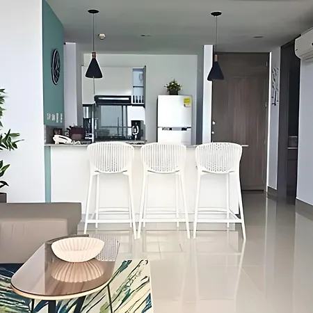 Luxury Escape: Sea, Comfort & Style Apartamento *