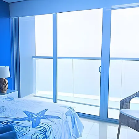 Luxury Escape: Sea, Comfort & Style *