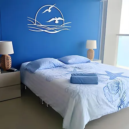 Apartamento Luxury Escape: Sea, Comfort & Style